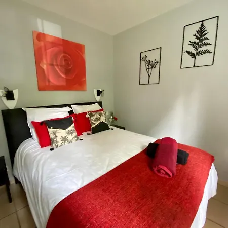 En Pierre Et Vacance Au Golf Apartment